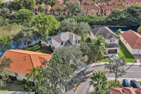 2389 Nw 162nd Terrace Pembroke Pines FL 33028