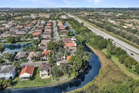 2389 Nw 162nd Terrace Pembroke Pines FL 33028