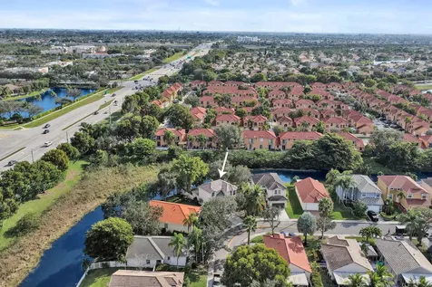 2389 Nw 162nd Terrace Pembroke Pines FL 33028