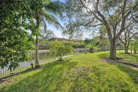 2389 Nw 162nd Terrace Pembroke Pines FL 33028