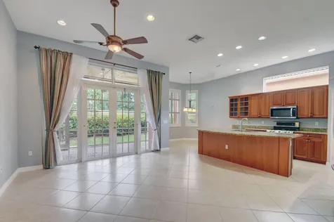 9925 Via Elegante Wellington FL 33411