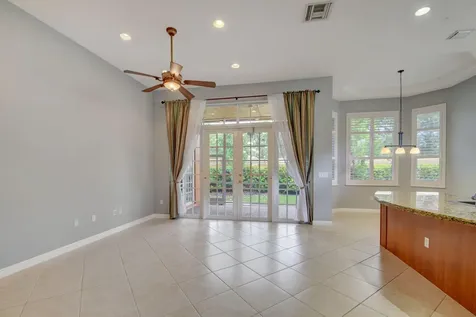 9925 Via Elegante Wellington FL 33411