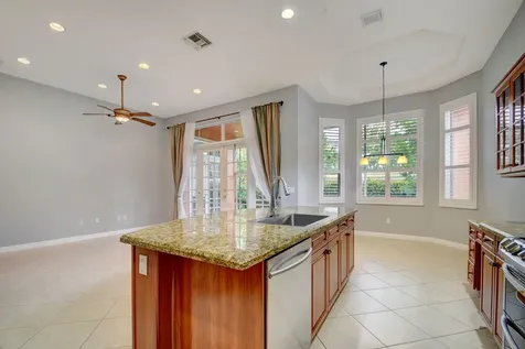 9925 Via Elegante Wellington FL 33411