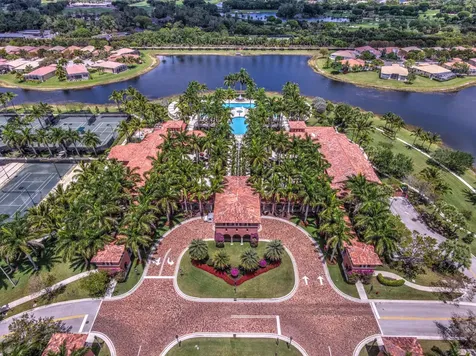9925 Via Elegante Wellington FL 33411