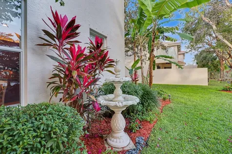166 Catania Way Royal Palm Beach FL 33411