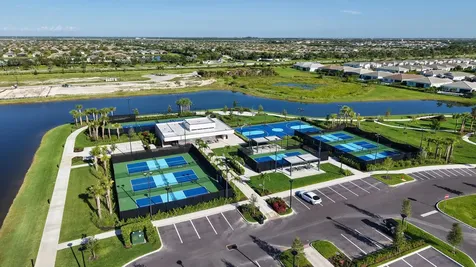 11959 Sw Viridian Boulevard Port Saint Lucie FL 34987
