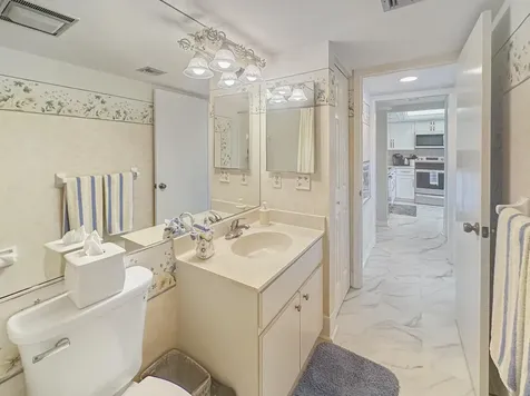 3300 Twin Lakes Terrace Fort Pierce FL 34951