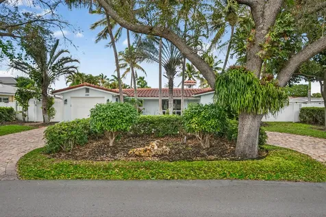 2081 Ne 25th Street Lighthouse Point FL 33064