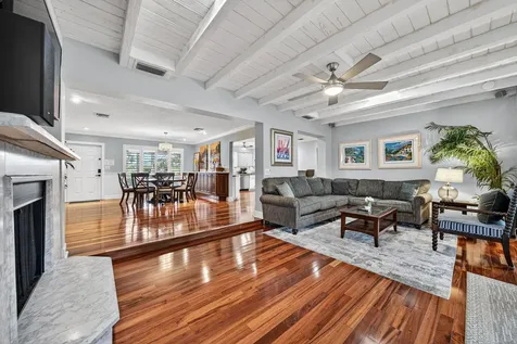 2081 Ne 25th Street Lighthouse Point FL 33064