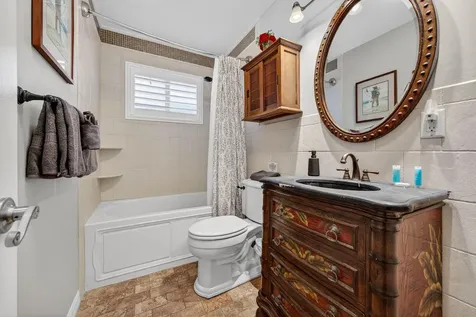 2081 Ne 25th Street Lighthouse Point FL 33064