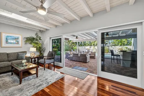 2081 Ne 25th Street Lighthouse Point FL 33064