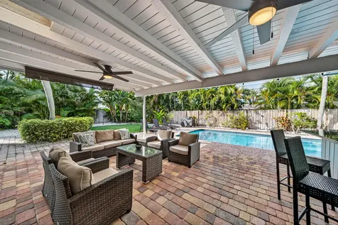 2081 Ne 25th Street Lighthouse Point FL 33064
