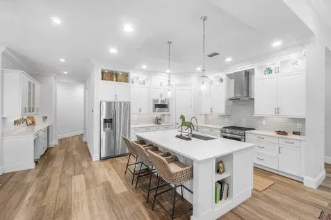 135 Dixie Boulevard Delray Beach FL 33444