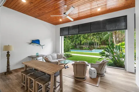 135 Dixie Boulevard Delray Beach FL 33444