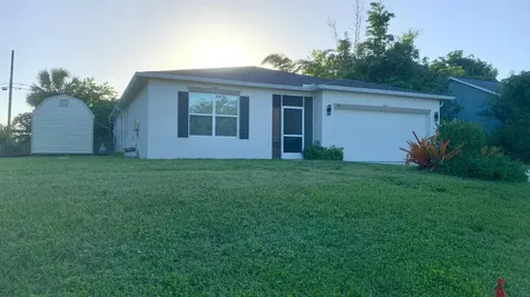 450 Hazel Street Sebastian FL 32958