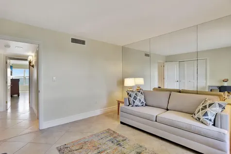 1021 Hillsboro Mile Hillsboro Beach FL 33062