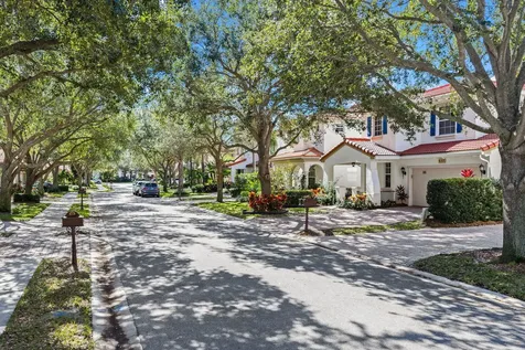622 Castle Drive Palm Beach Gardens FL 33410