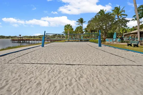 622 Castle Drive Palm Beach Gardens FL 33410