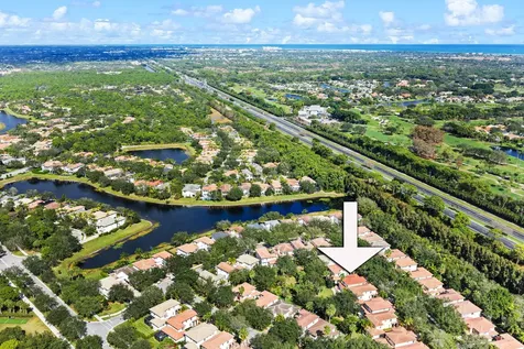 622 Castle Drive Palm Beach Gardens FL 33410