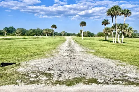2452 SE 130th Way Okeechobee FL 34974