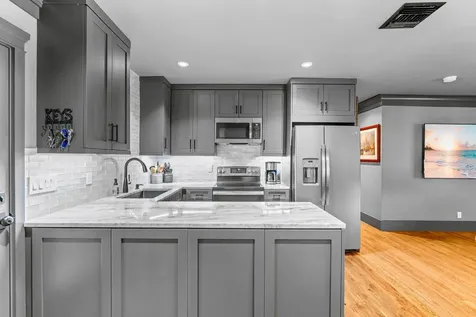 236 W 24th Street Riviera Beach FL 33404