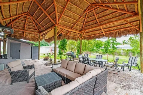 236 W 24th Street Riviera Beach FL 33404