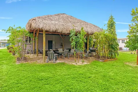 236 W 24th Street Riviera Beach FL 33404