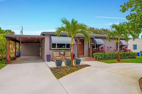 236 W 24th Street Riviera Beach FL 33404