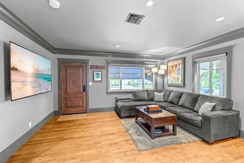 236 W 24th Street Riviera Beach FL 33404