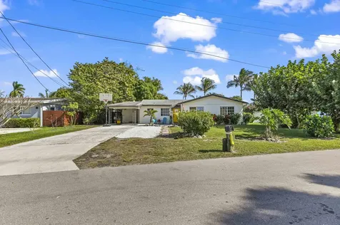 1080 W Shore Drive West Palm Beach FL 33406
