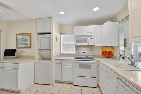 5199 Rose Hill Drive Boynton Beach FL 33437