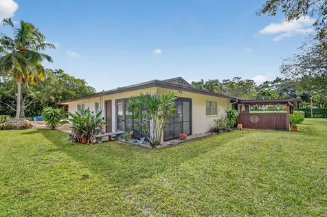 5199 Rose Hill Drive Boynton Beach FL 33437