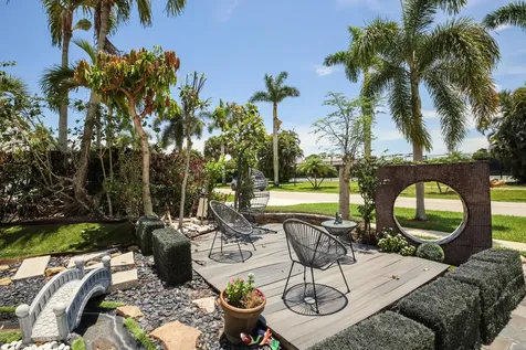 6590 Fountains Circle Lake Worth FL 33467