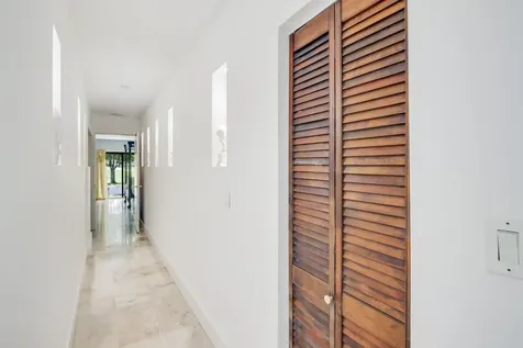 6590 Fountains Circle Lake Worth FL 33467