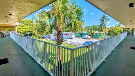 2301 SE 4th Street Boynton Beach FL 33435