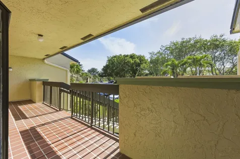 5121 Oak Hill Lane Delray Beach FL 33484