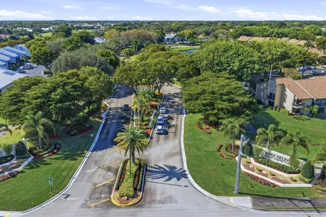 5121 Oak Hill Lane Delray Beach FL 33484