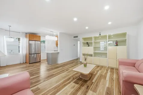 468 Normandy J Delray Beach FL 33484