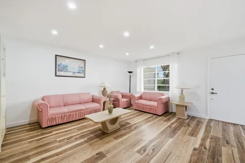 468 Normandy J Delray Beach FL 33484