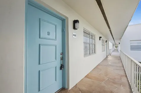 468 Normandy J Delray Beach FL 33484