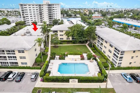 80 Venetian Drive Delray Beach FL 33483