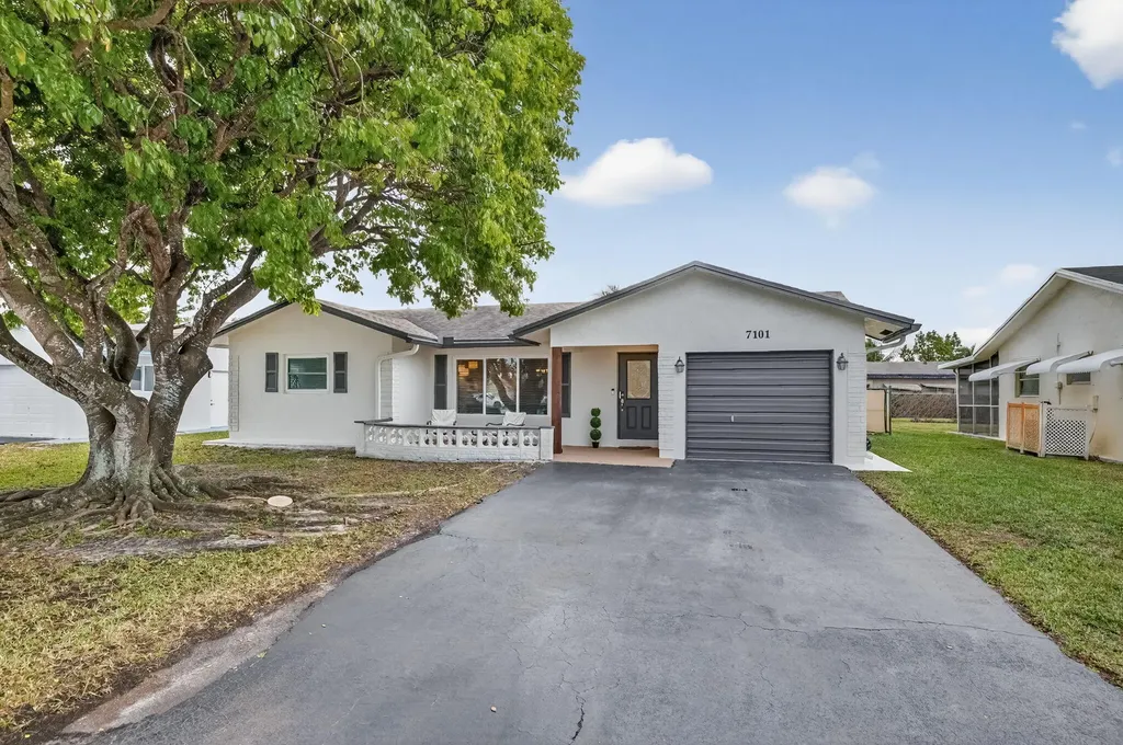 7101 Nw 98th Terrace Tamarac FL 33321