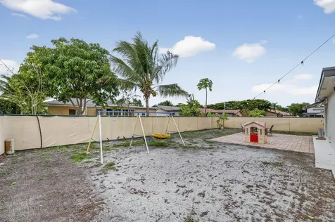 7101 Nw 98th Terrace Tamarac FL 33321