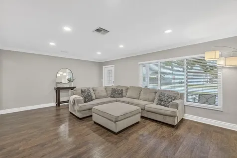 7101 Nw 98th Terrace Tamarac FL 33321