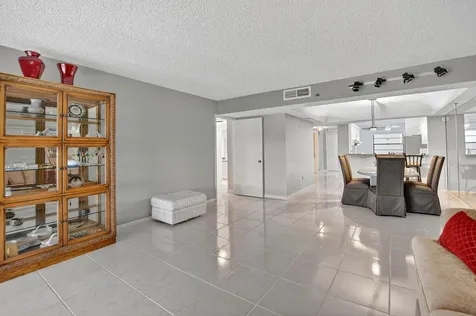 9170 Sw 14th Street Boca Raton FL 33428