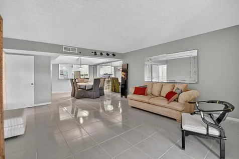 9170 Sw 14th Street Boca Raton FL 33428