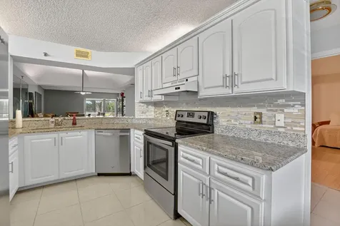 9170 Sw 14th Street Boca Raton FL 33428