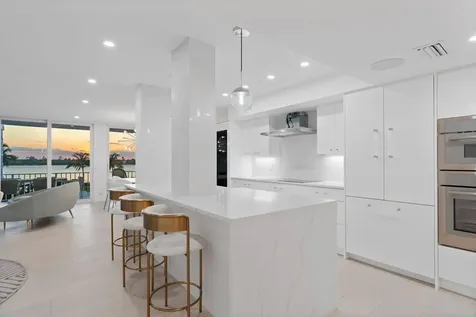 2784 S Ocean Boulevard Palm Beach FL 33480