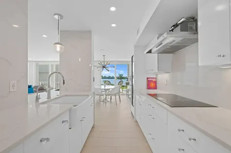 2784 S Ocean Boulevard Palm Beach FL 33480