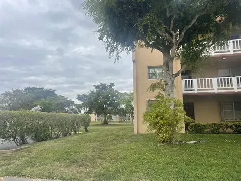 9321 Sunrise Lakes Boulevard Sunrise FL 33322